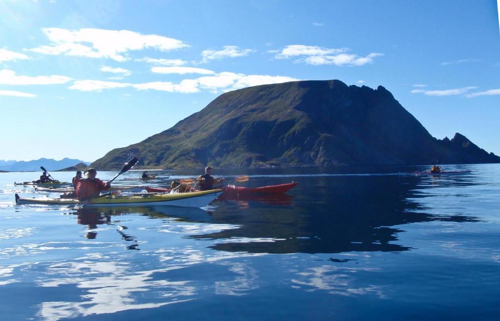 Gulen Dive Resort Dalsoyra ภายนอก รูปภาพ
